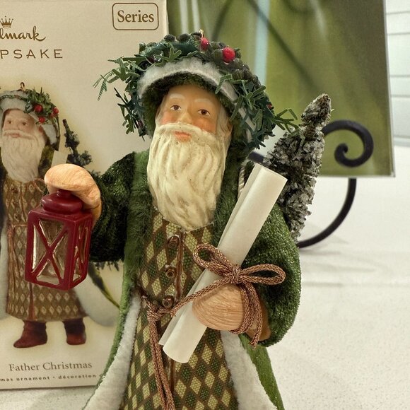 HALLMARK Keepsake Father Christmas 2009 - Picture 6 of 8